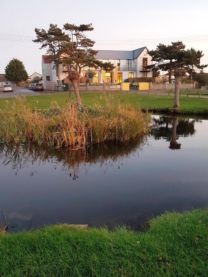 Regatta - A Lakeview Apartment In Thorpeness - Aldeburgh Coastal Cottages エクステリア 写真