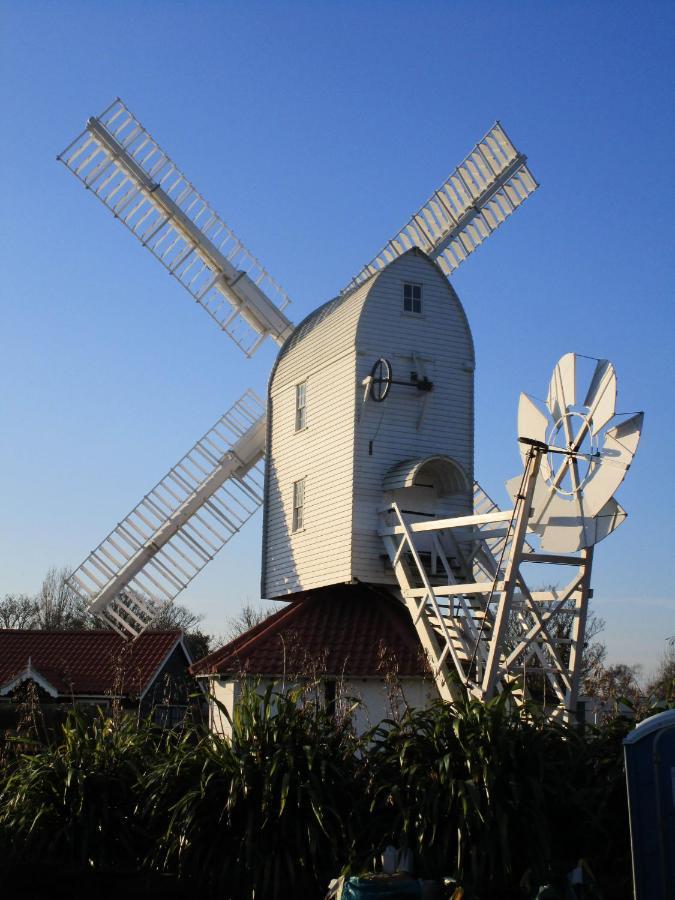 Regatta - A Lakeview Apartment In Thorpeness - Aldeburgh Coastal Cottages エクステリア 写真