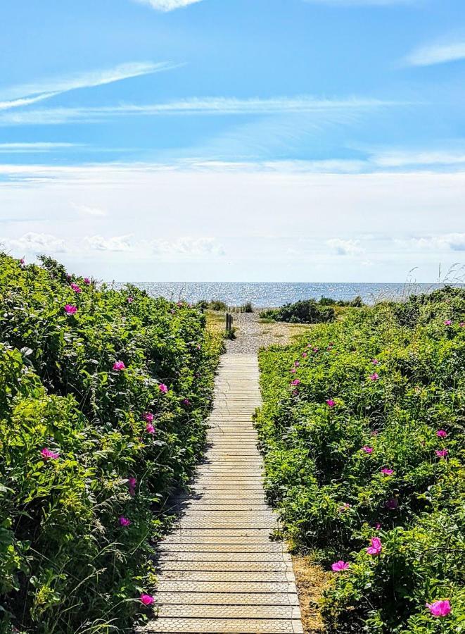 Regatta - A Lakeview Apartment In Thorpeness - Aldeburgh Coastal Cottages エクステリア 写真